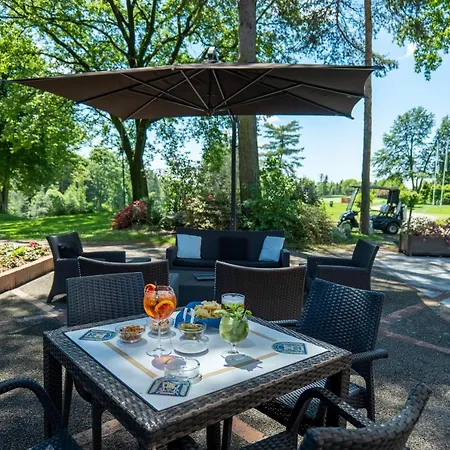 Golf La Pinetina Hotel