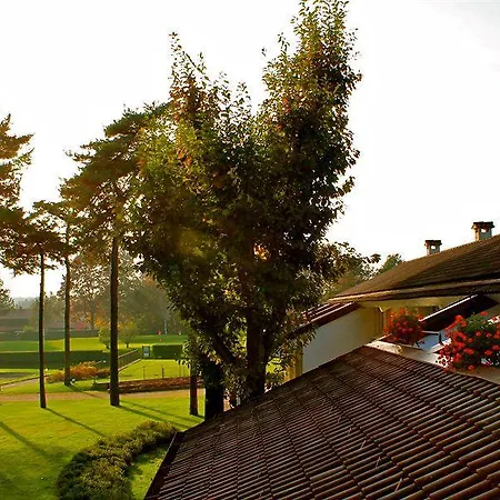 Golf La Pinetina 3* أبيانو جنتيلي