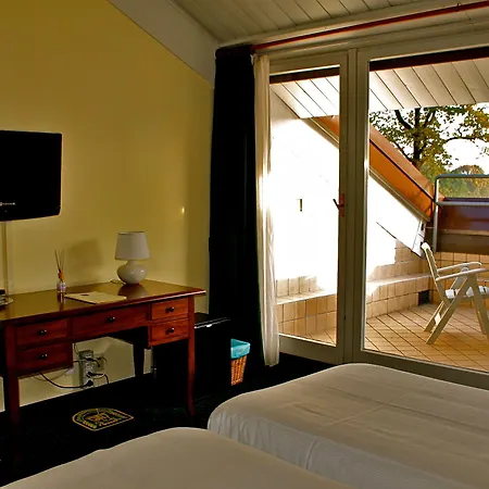 Hotel Golf La Pinetina 3*