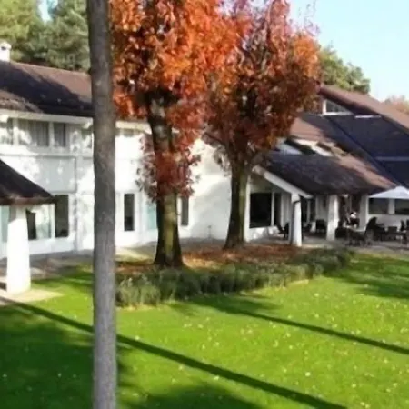 Golf La Pinetina 3*