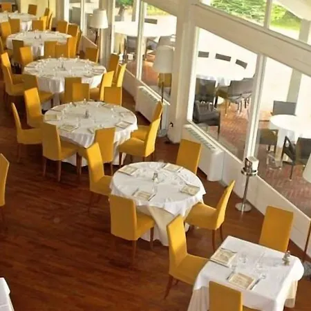 Golf La Pinetina 3*