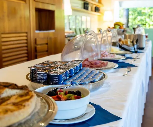 Golf La Pinetina Hotel